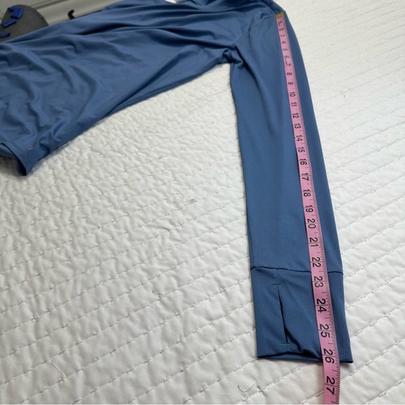 SPANX Soft Spot Wrap Back Indigo Haze Butter Long Sleeve T-Shirt Size M - Picture 8 of 16